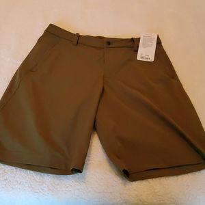 Lululemon Kahuna Short 2 Army Green